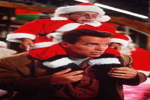 Grim fates of Jingle All The Way cast – from bloody murder-suicide to car crash and child star..