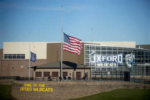 Lawsuit against Oxford High School Administration alleges school officials prevented deadly school..