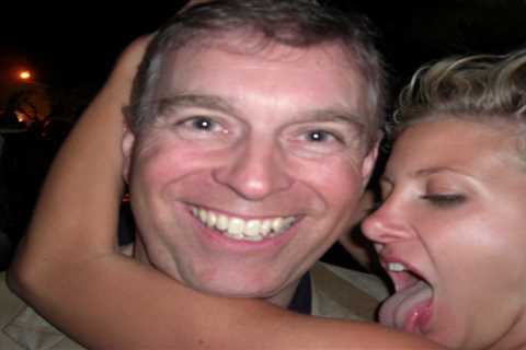 Prince Andrew’s wild night with glamorous American socialite who he ‘followed to the toilet’ &..