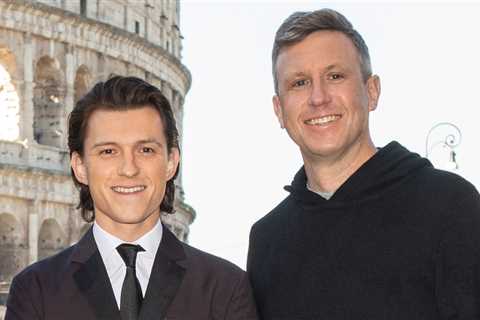 Tom Holland Suits Up for ‘Uncharted’ Photo Call in Rome!
