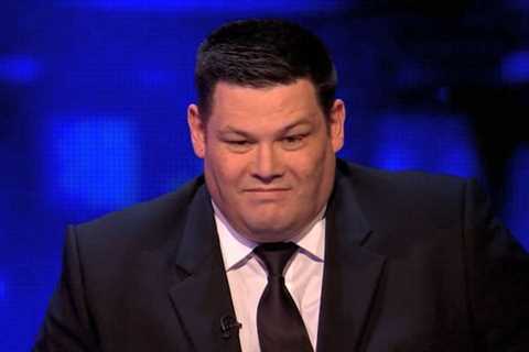 The Chase’s Mark Labbett takes VERY cheeky swipe at Richard Osman after announcing exit from show