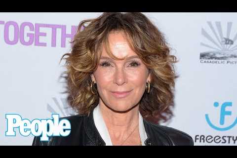 Jennifer Grey Opens Up About Plastic Surgery, Patrick Swayze and a ‘Dirty Dancing’ Sequel | PEOPLE