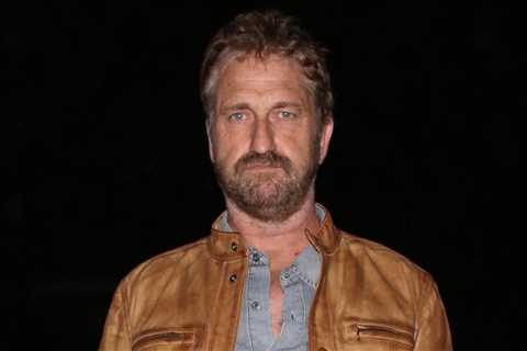 Gerard Butler tests the cast on the third night of Coachella 2022