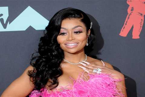 Blac Chyna breaks down upon seeing her nudes and reliving them leaked by Rob Kardashian
