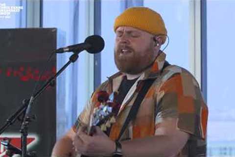 Tom Walker - Wait For You (Live on The Chris Evans Breakfast Show with Sky)