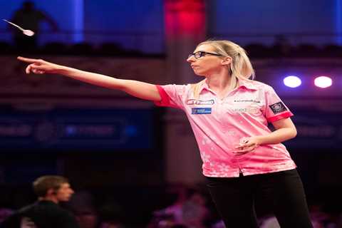 Super Fallon Sherrock beats Aileen de Graaf to win inaugural PDC Women’s World Darts Matchplay at..