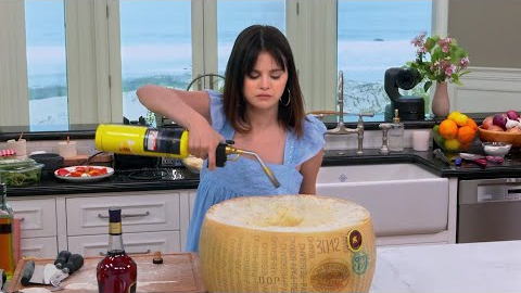 Selena Gomez playing with fire - Selena + Chef Season 4 Episode 5