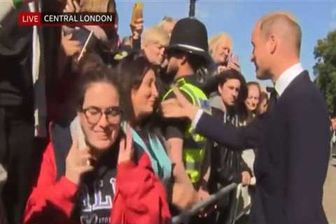 Hilarious moment woman answers her dad’s call seconds after meeting Prince William