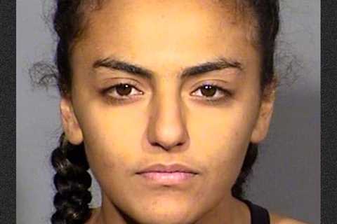 Las Vegas Woman Says She ''Murdered'' Mother In Disturbing 911 Call: ''I Cut Her Neck Off''