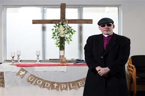 I was a gun-toting, drug dealing gangster until I was blinded by the light..now I’m a bishop and..