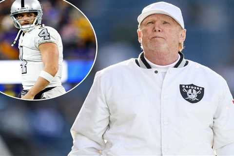 Mark Davis continuing to sink Raiders into dysfunction with Derek Carr treatment