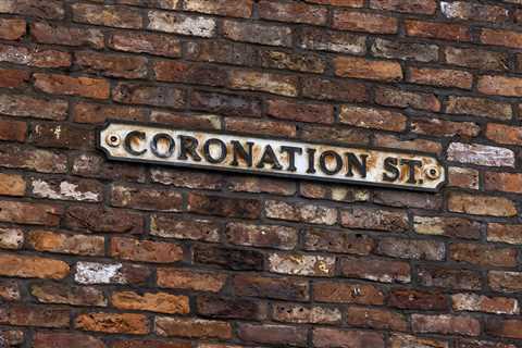Coronation Street favourite’s dark past revealed as long-lost mother arrives