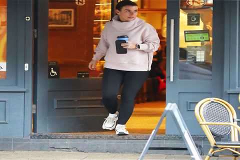 Coleen Rooney grabs coffee from local cafe — and causes stir driving off with film crew