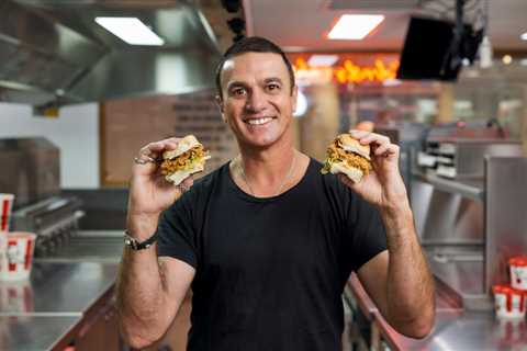 KFC, Shannon Noll Serve-up Food and Football Campaign