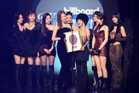 Twice Accepts The Breakthrough Artist Award | Billboard Women in Music 2023