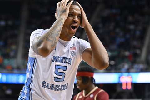 College basketball predictions, picks Thursday: Virginia vs. North Carolina and more