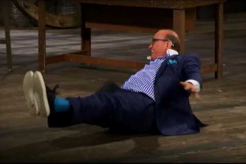 Dragons’ Den legend leaves co-stars shrieking as he falls to the ground in middle of guest’s pitch