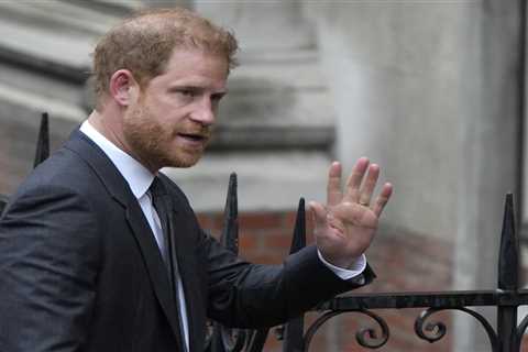 Prince Harry arrives for second day in court after jetting into London for privacy hearing