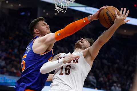 Isaiah Hartenstein proves to be Knicks’ most durable man