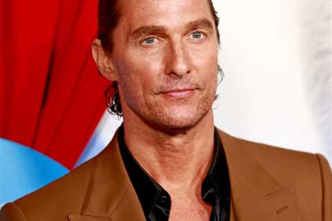 Matthew McConaughey Details Dropping 4,000 Feet During Plane Turbulence: 'I'm In Shock'