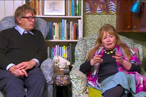 Gogglebox takes aim at Phillip Schofield in scathing episode as Giles and Mary address star’s..