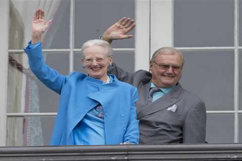 Inside Queen Margrethe II of Denmark’s palace four times bigger than Wembley pitch as she stripped..