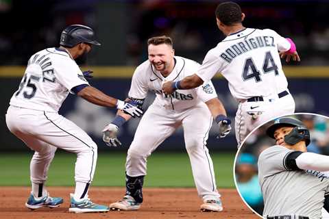 Yankees’ win streak ends as offense flops in 10-inning loss to Mariners