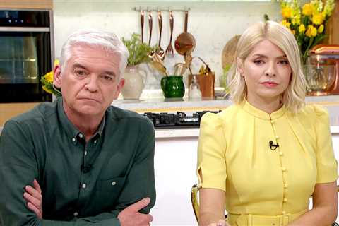 Shamed Phillip Schofield could still save his career, says top showbiz expert
