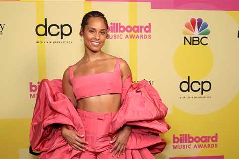 Alicia Keys Extends No. 1 Record on Adult R&B Airplay Chart With ‘Come for Me’