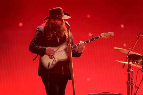 Chris Stapleton’s Outdoor New York Concert Canceled Due to Canadian Wildfire Smoke