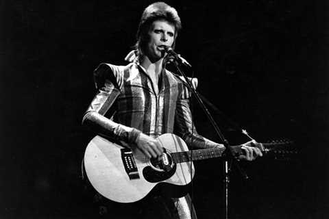 The Night That David Bowie Abruptly Retired Ziggy Stardust