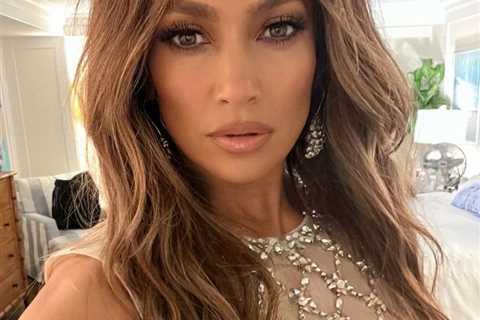 Jennifer Lopez Marks One-Year Ben Affleck Anniversary By Teasing Song About Vegas Wedding