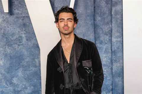 Joe Jonas Reveals He Once Pooped His Pants Onstage: ‘You Think It Might be a Little Toot…’
