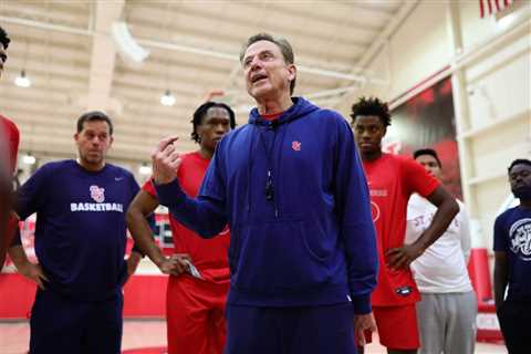 Rick Pitino embracing ‘good pressure’ that comes with massive St. John’s expectations