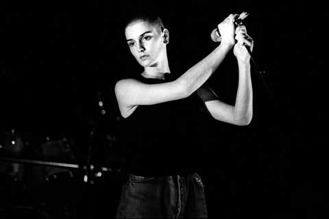 Mourners Gather in Ireland to Pay Respect to Sinead O’Connor
