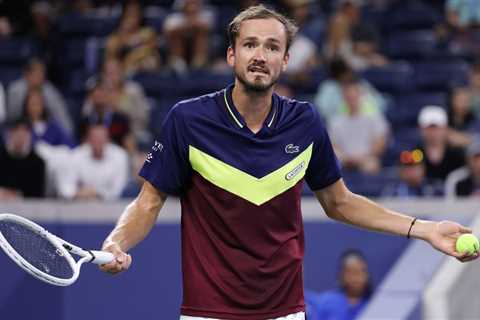 Daniil Medvedev lashes out at camera and crowd during US Open win