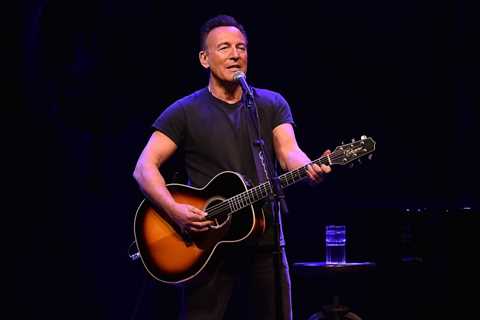 Bruce Springsteen Postpones All September Shows as He’s Treated for Peptic Ulcer Disease Symptoms