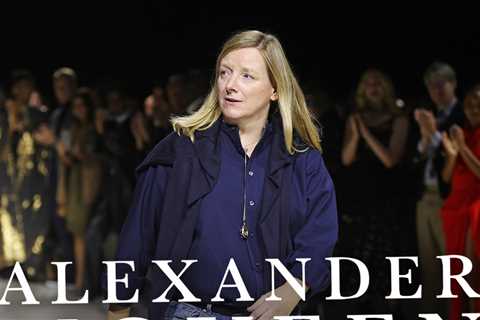 Alexander McQueen's Sarah Burton Debuts Final Collection as CD