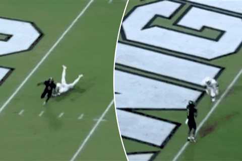 Central Florida’s Timmy McLain pulls off one of craziest fourth-down conversions ever