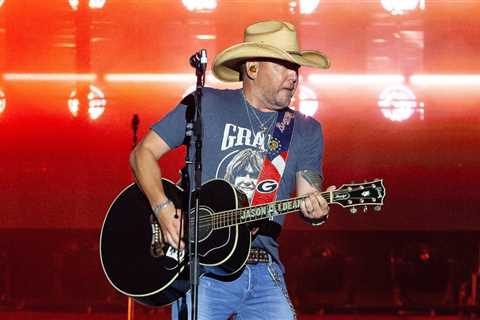 Jason Aldean Says He ‘Probably’ Wouldn’t Have Filmed at the ‘Try That in a Small Town’ Courthouse..