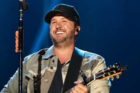 Luke Bryan Tosses Back His 35th Country Airplay Top 10 With ‘But I Got A Beer In My Hand’