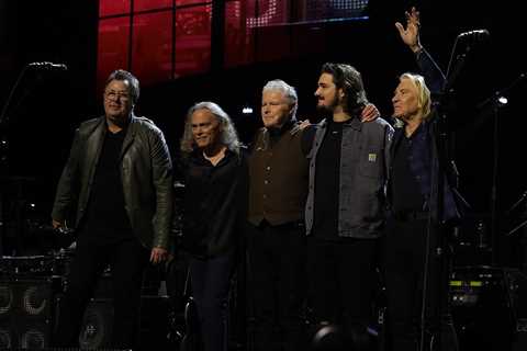 Eagles Add Second Shows to Four 'Long Goodbye' Tour Stops