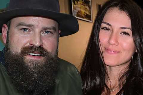 Zac Brown Marries Model Kelly Yazdi