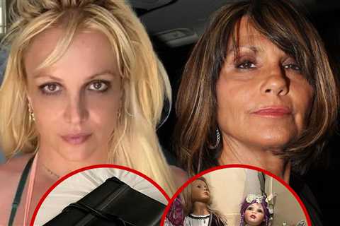 Britney Spears' Mom Lynne Denies Trashing Daughter's Journals and Dolls