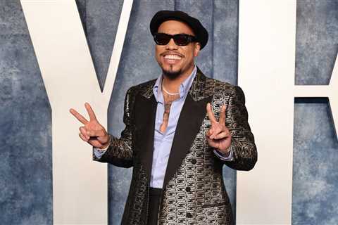 Anderson .Paak Dives In to ‘Baby Shark’s Big Show!’ as ‘Anderswim .Shaark’: First Look