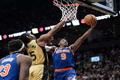 Struggling RJ Barrett still shaking off effects of migraines after return