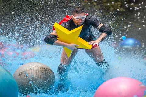 I'm A Celebrity's Tony Bellew dominates Celebrity Cyclone challenge as camp mates predict victory