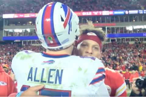 Patrick Mahomes fumed to Josh Allen over offsides call: ‘F–king terrible’