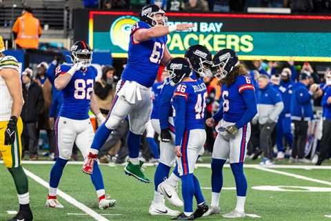 Giants’ special teams had woeful night before Randy Bullock’s game-winner