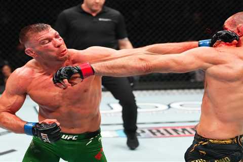 UFC 297: Dricus Du Plessis edges Sean Strickland in hard-hitting bout